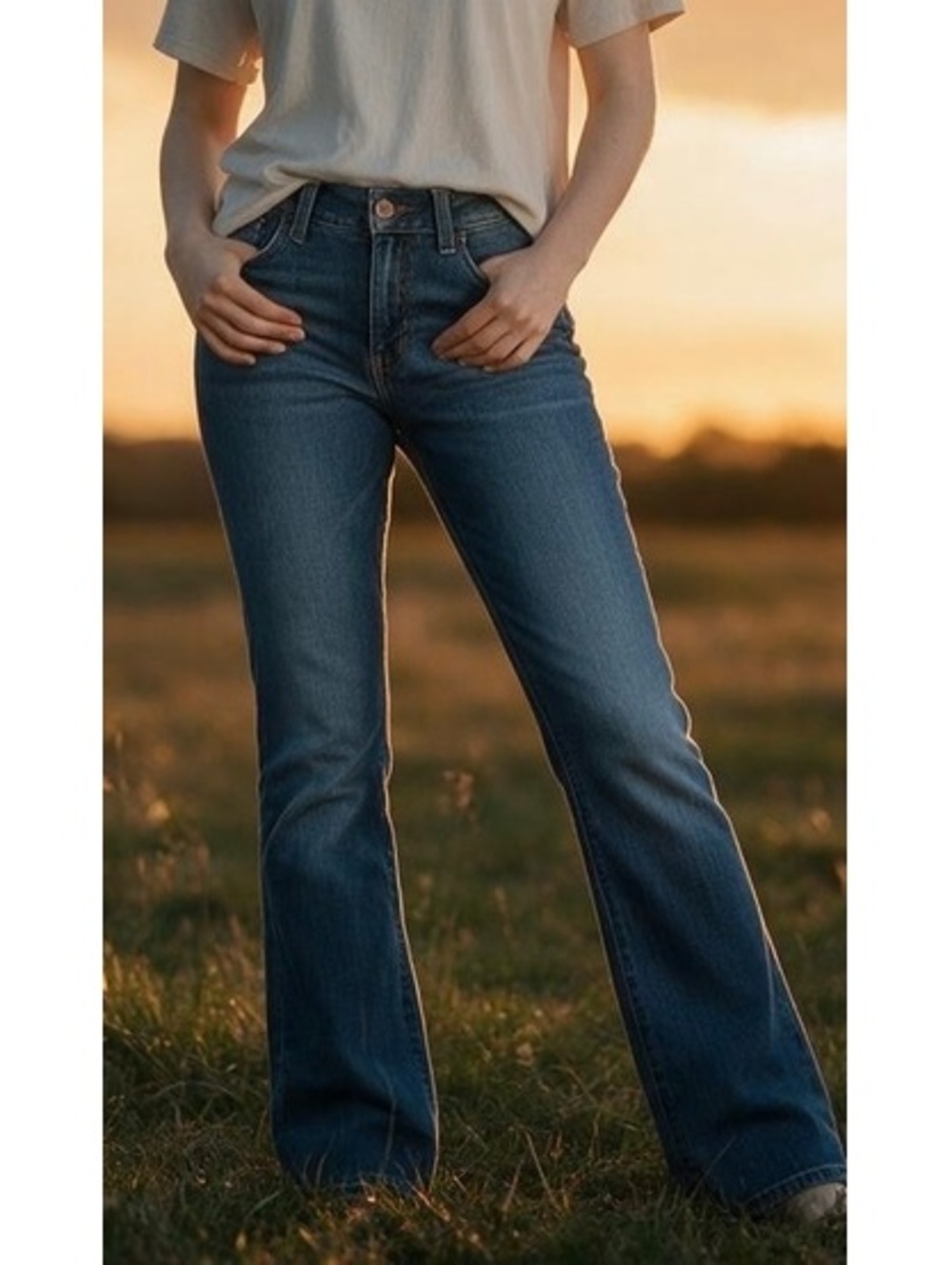 Joe’s Jeans Honey Bootcut Jeans Paltrow Medium Blue Wash Stretch Denim Size 25